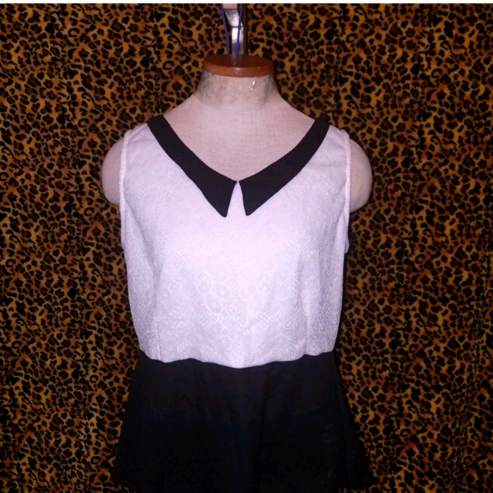 Peplum, peter pan collar top
